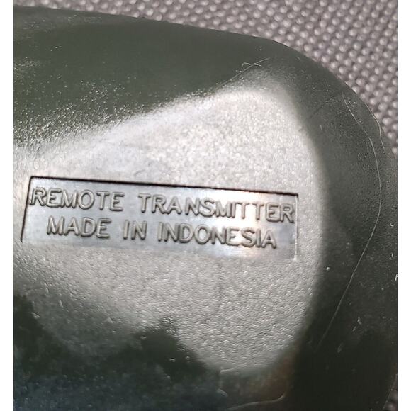 Microsoft Original XBox DVD Movie Playback Kit REMOTE ONLY NO RECEIVER - Picture 5 of 7